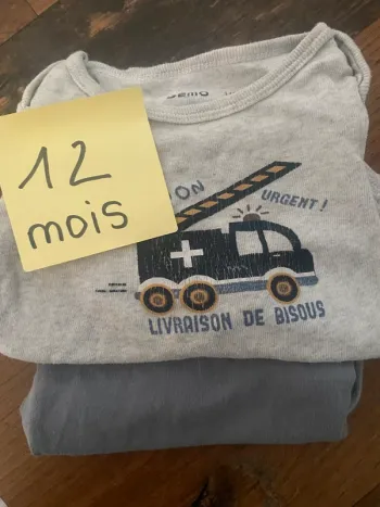 Lot bodies manches longues 12mois