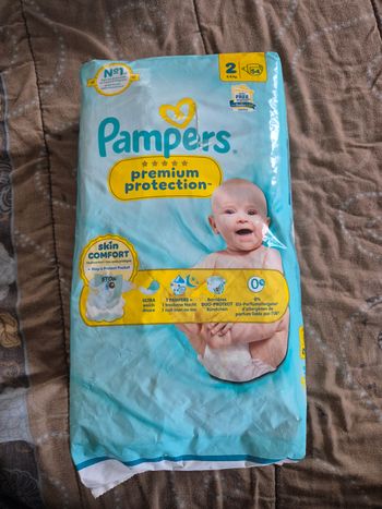 Lot de couches Taille 2 et 3