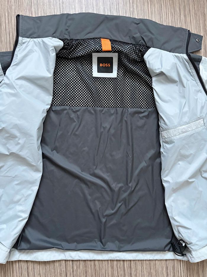 Veste Hugo Boss NEUVE - photo numéro 8