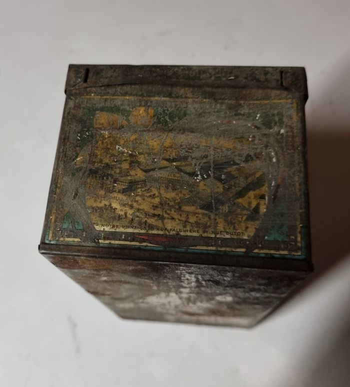ancienne boite biscuits Guillout Paris tôle lithographiée vers 1900 - photo numéro 3
