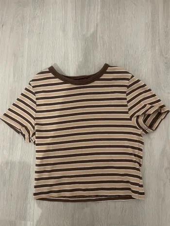 Haut Crop top à rayures beige et marron Jennyfer