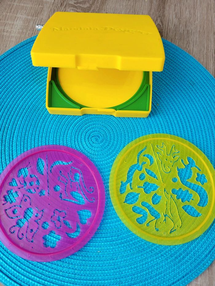 Ravensburger - 2 pochoirs Mandala designer