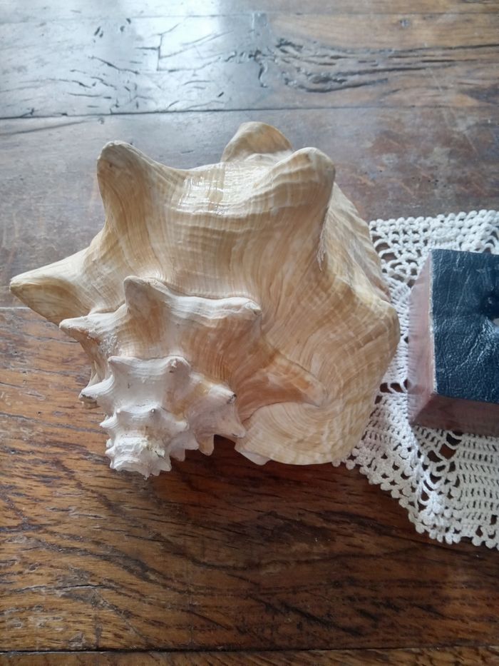 Piece décorative sur petit socle en marbre - photo numéro 6