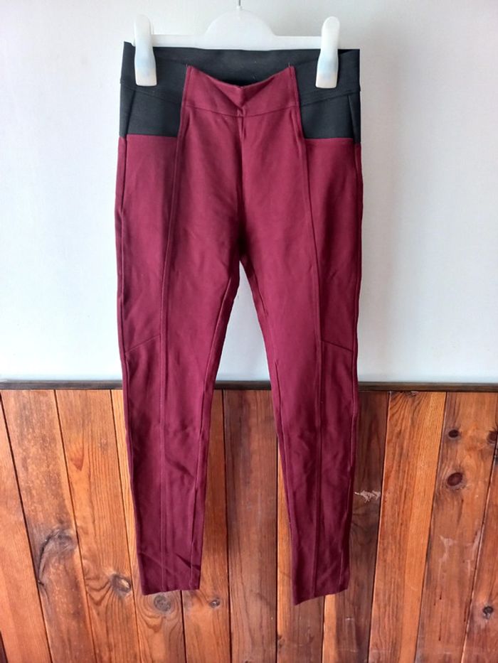 Leggins bordeau élastique à la taille