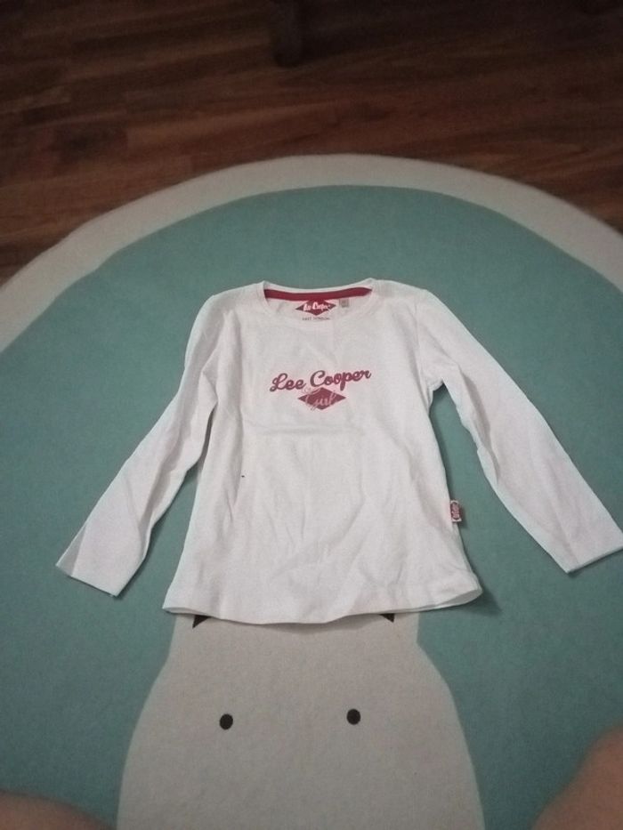T-shirt manches longues neuf 4 ans