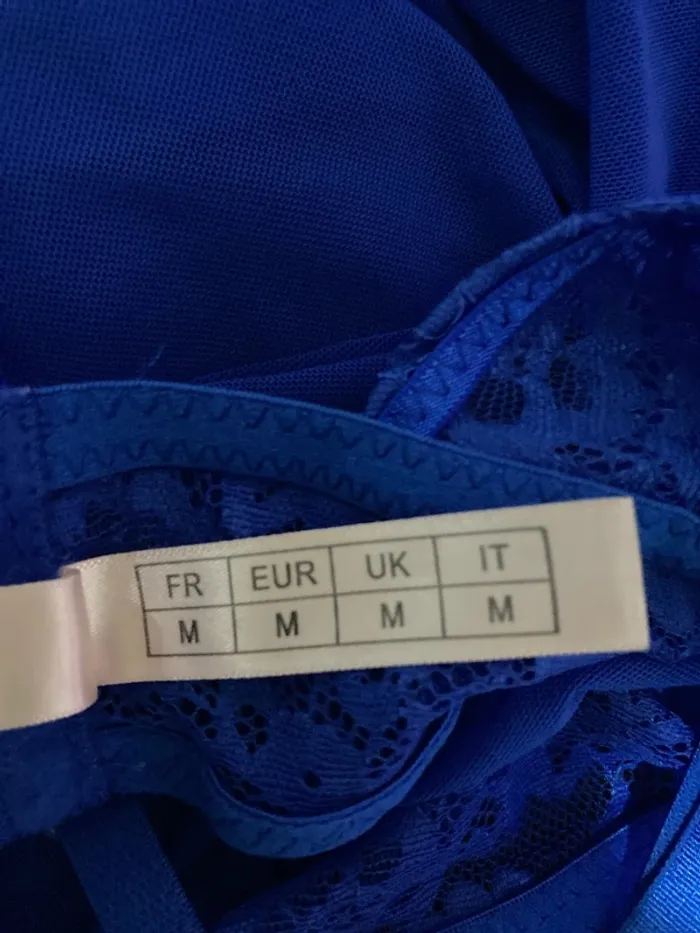 Nuisette transparente bleu - photo numéro 7