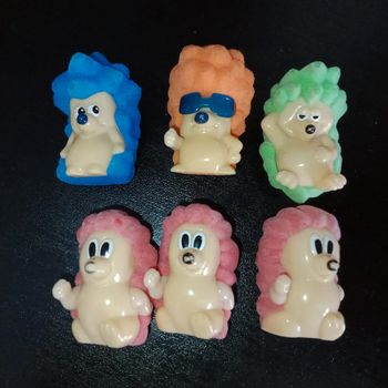 Lot de 6 minis hérissons - anciennes figurines personnages