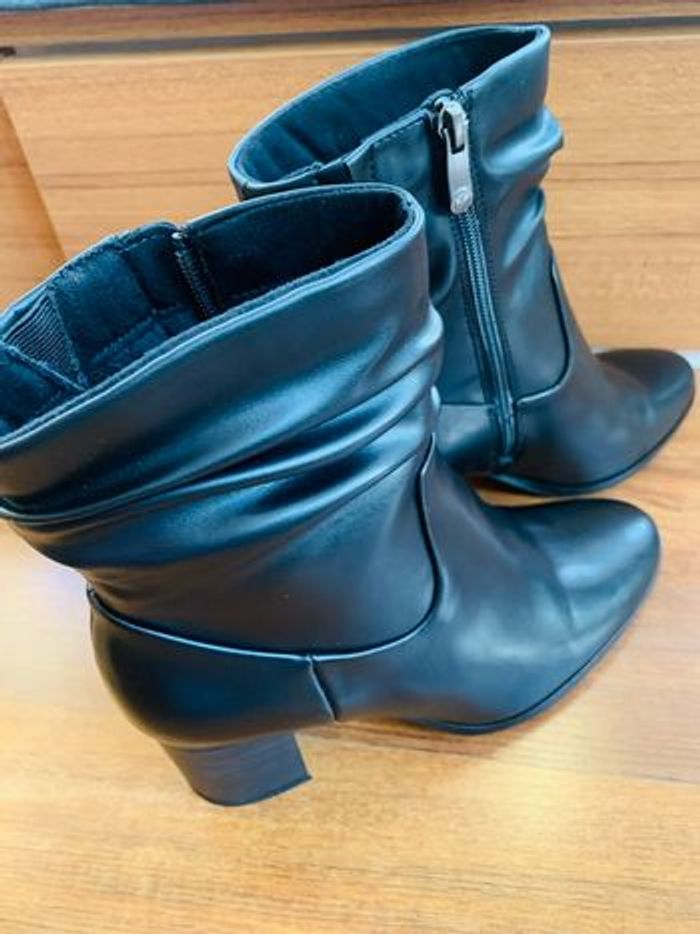 Chaussures. Bottines. 38. Neuve. - photo numéro 3