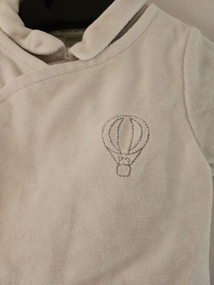 Pyjama 1 mois - photo numéro 3