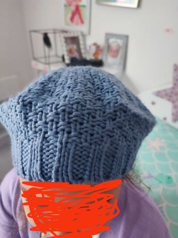 #kytieaccessoirefemm. Béret en laine en file