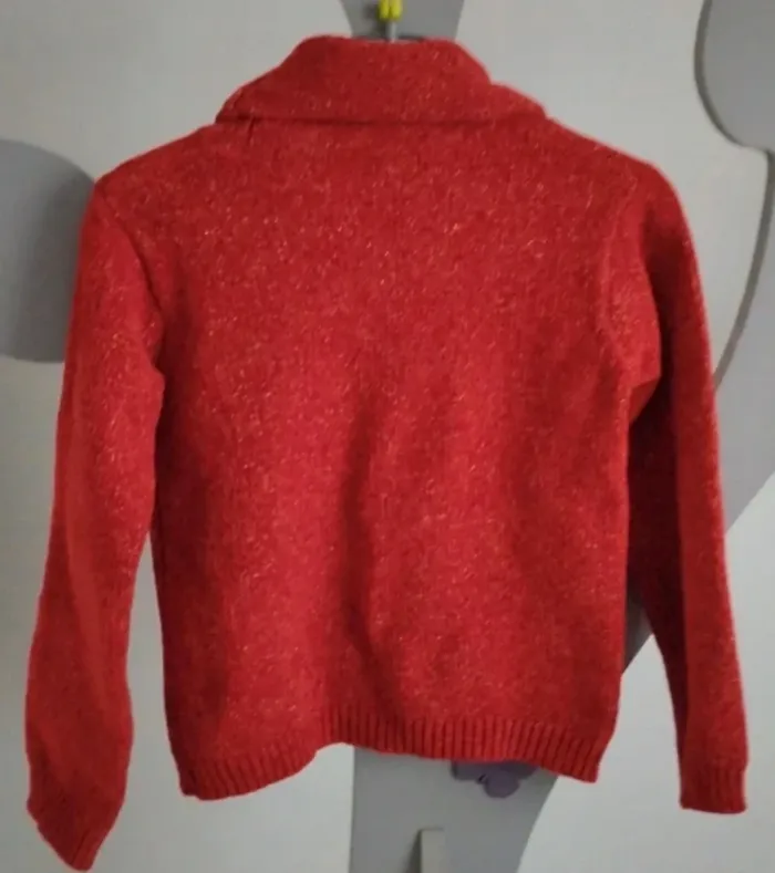 Pull à col roulé rouge pailleté doré Kiabi taille 8 ans - photo numéro 2