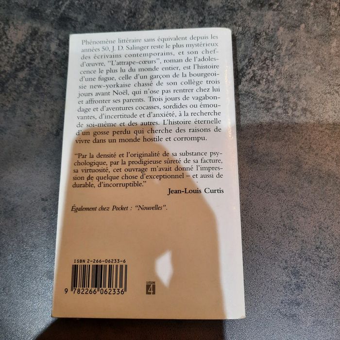 Livre "l'attrape cœur " Salinger - photo numéro 2