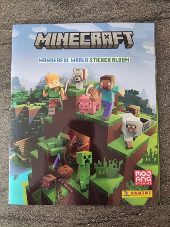 Album Minecraft Wonderful World neuf