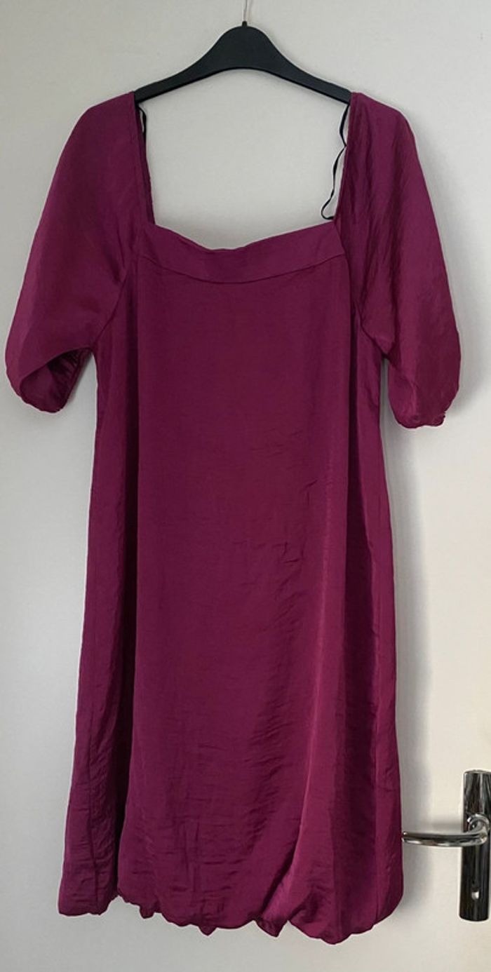 Robe satinée fluide taille M - photo numéro 4