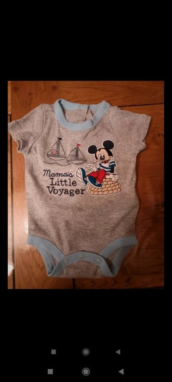 Bodie manches courtes 1 mois