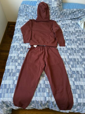 Ensemble Nike Solo Swooch Rouge