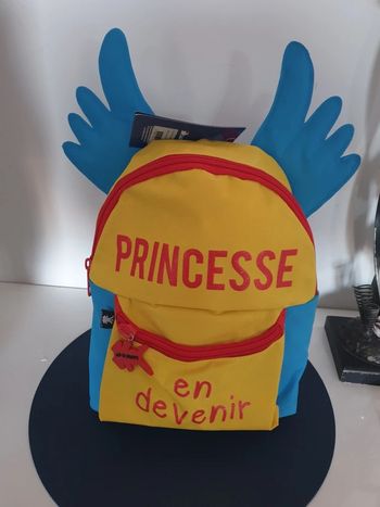 Sac à dos princesse avec ailes amovibles