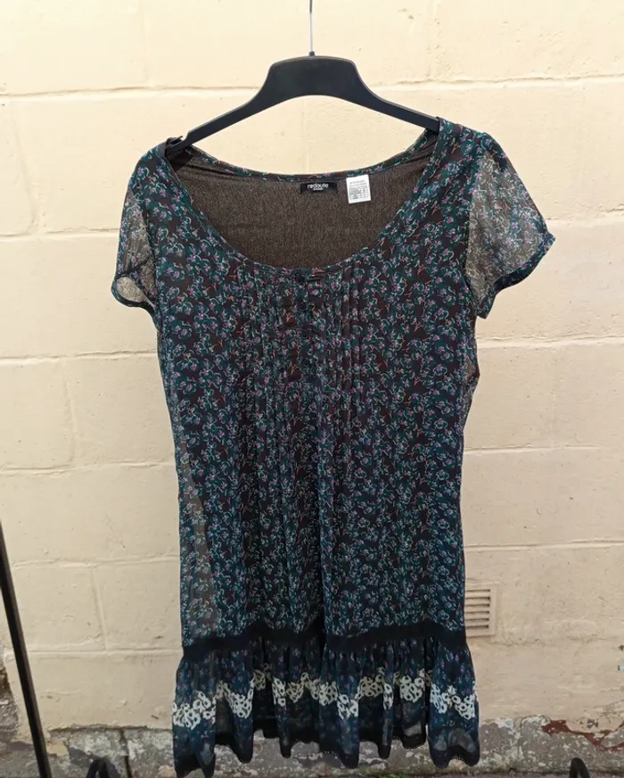 Jolie robe tunique à fleurs T36