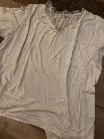 Haut blanc léger dentelle doux L