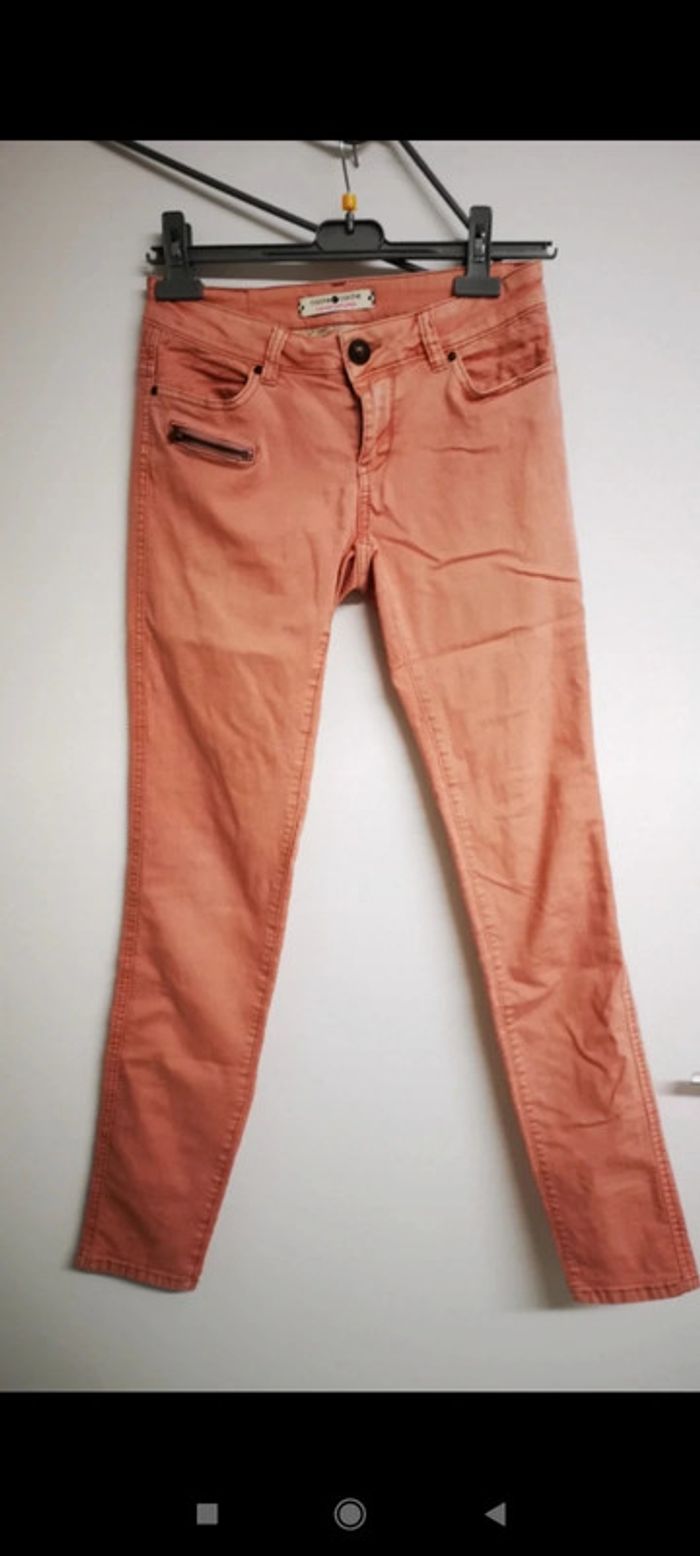 Pantalon cache cache 38