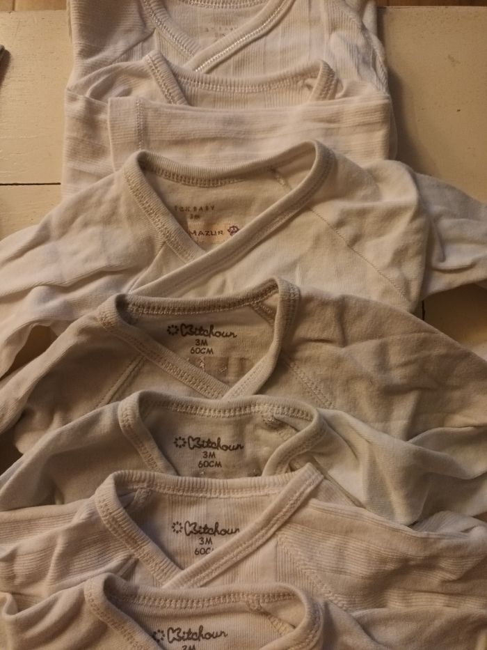 Lot body pyjamas - photo numéro 3