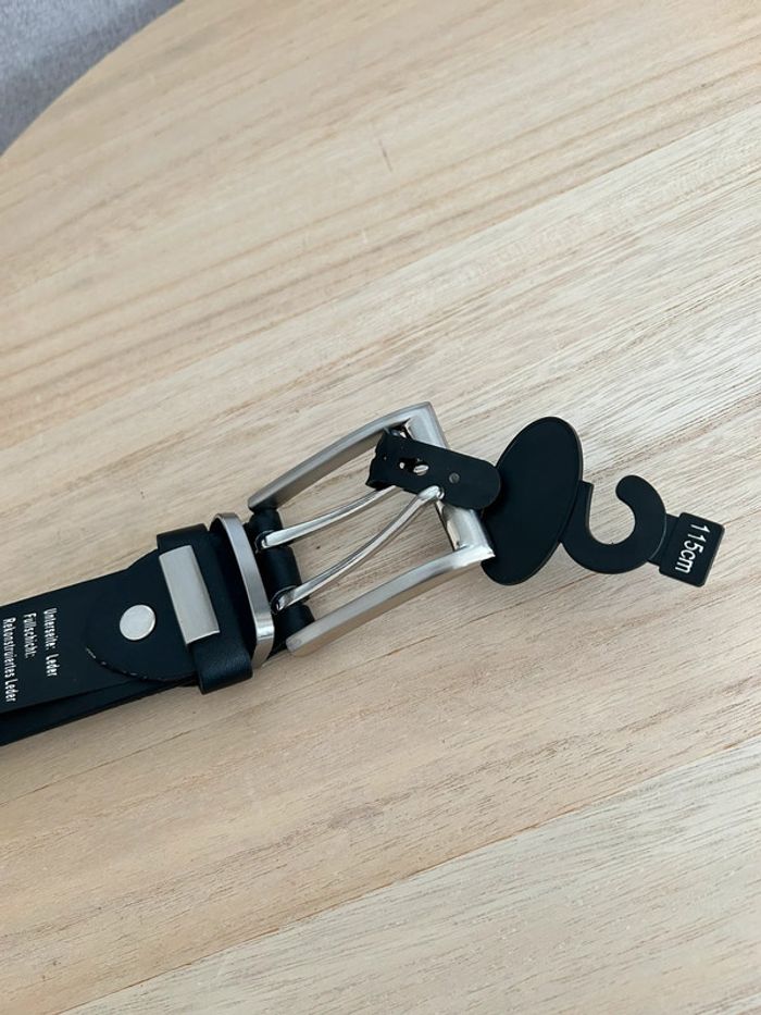 Ceinture en cuir noir taille 115 cm - photo numéro 3