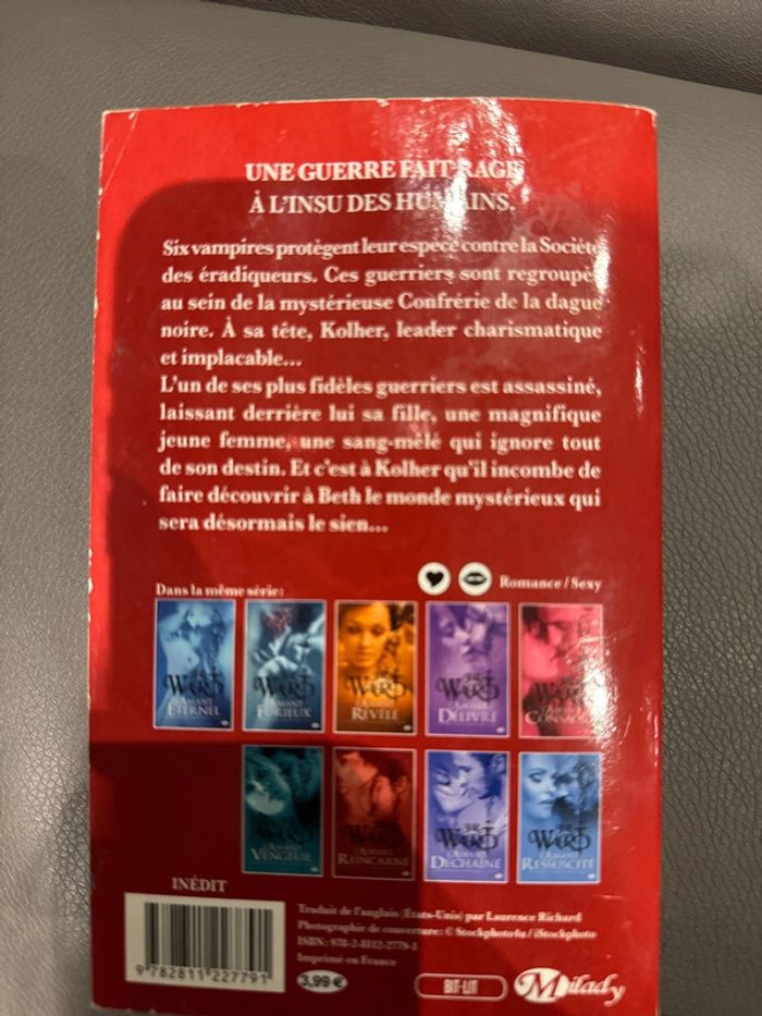 L’amant ténébreux - photo numéro 2