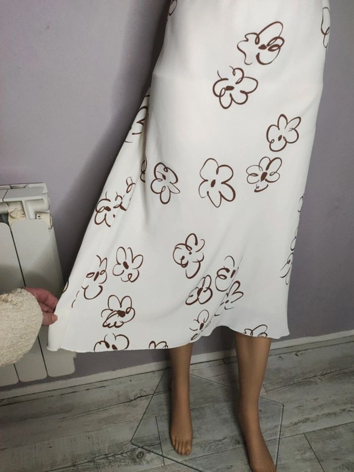 Jupe mi-longue taille 50 - photo numéro 2