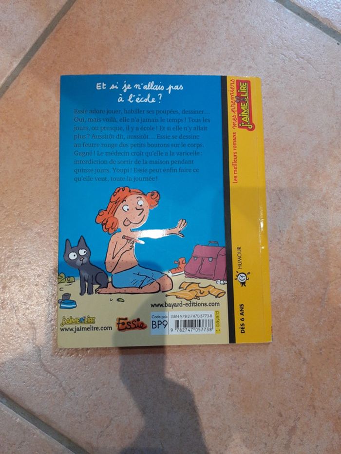 Livre Essie numéro 128 Et si je n'allait pas à l'école? - photo numéro 2
