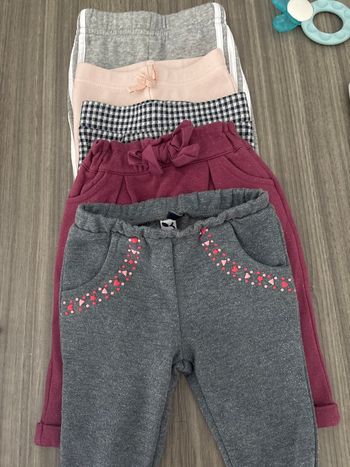 Lot 5 pantalons (jogging et autres)