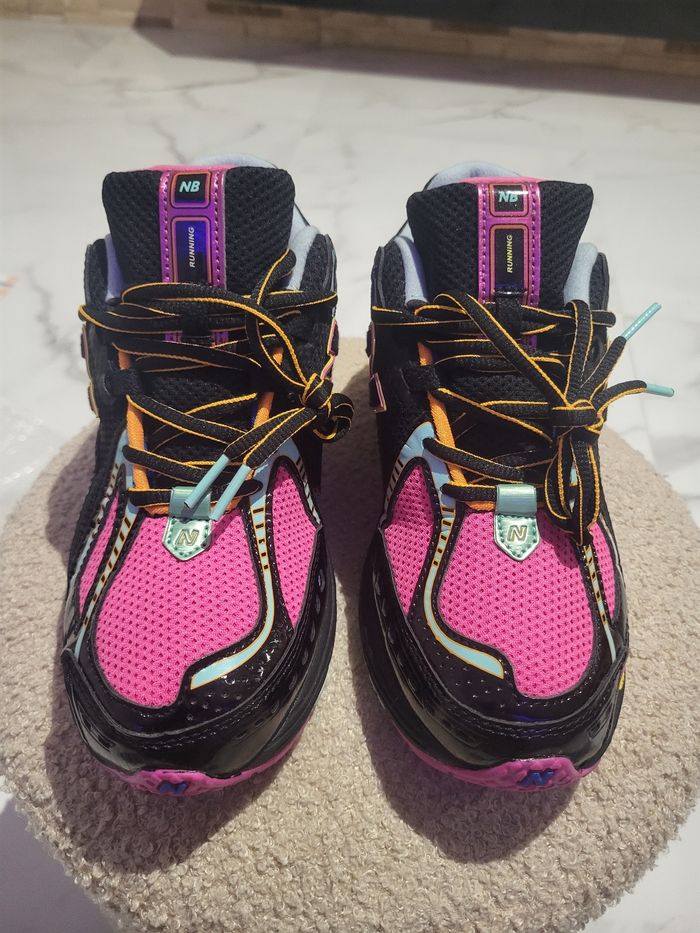 Basket running New balance neon night 1906r - photo numéro 2