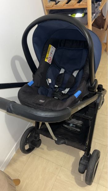 Poussette chicco 3 en 1