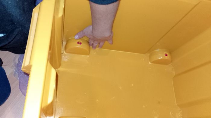 Coffre à jouets avec roulettes
De - photo numéro 8