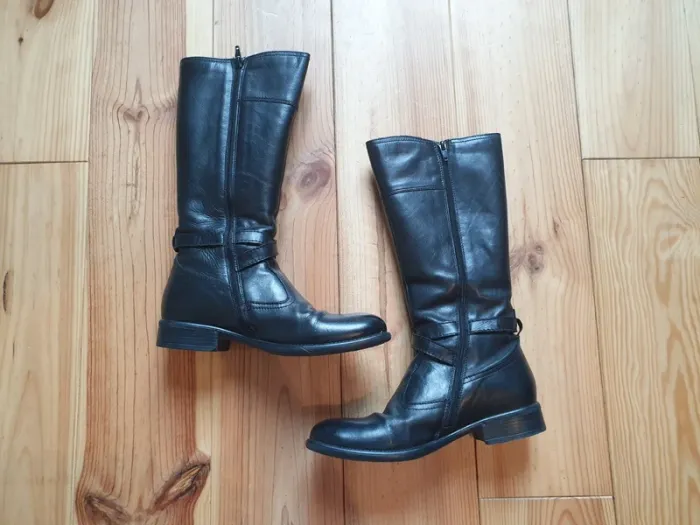 Bottes en cuir noires André pointure 38 - photo numéro 2