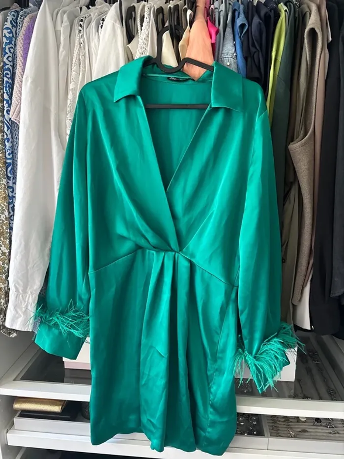 Robe à plumes