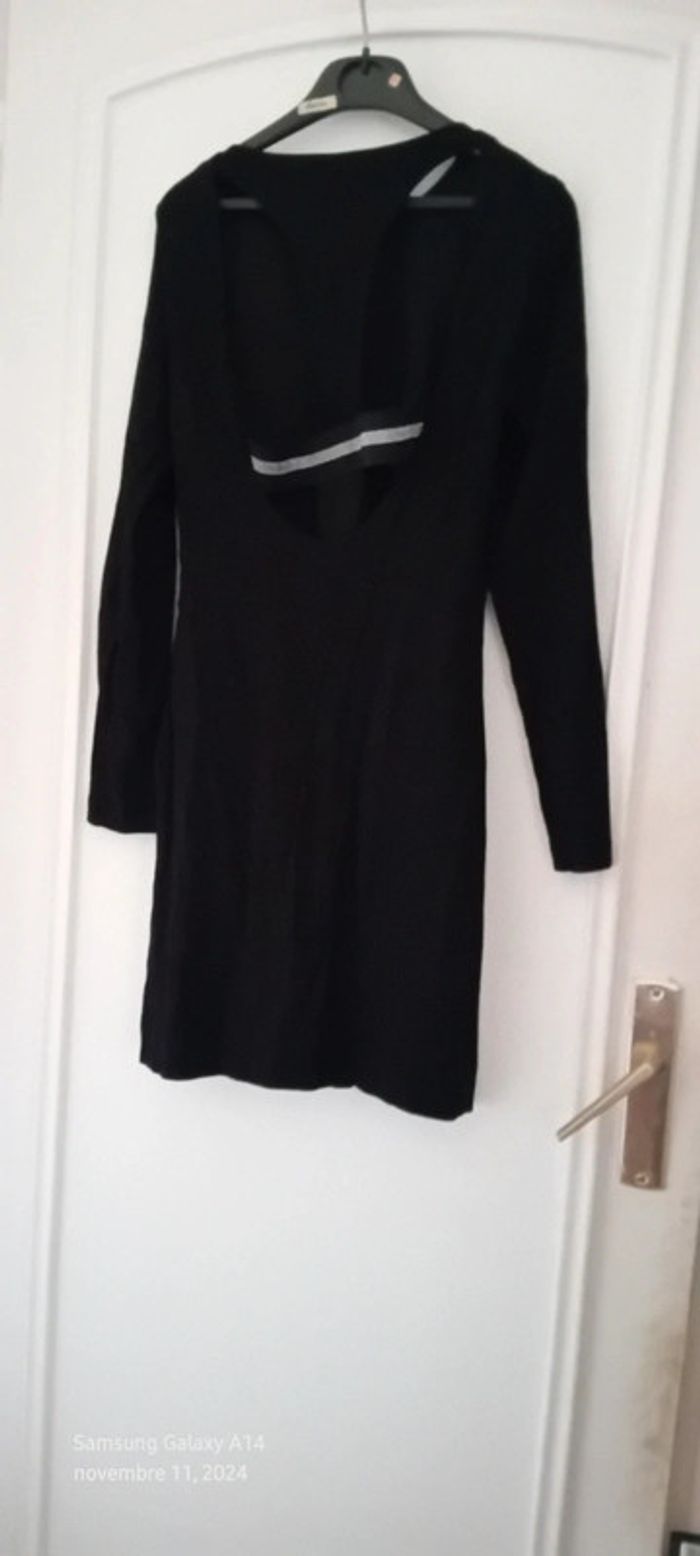 Robe chic noire dos ouvert bande élastique femme S Trafaluc Zara - photo numéro 7