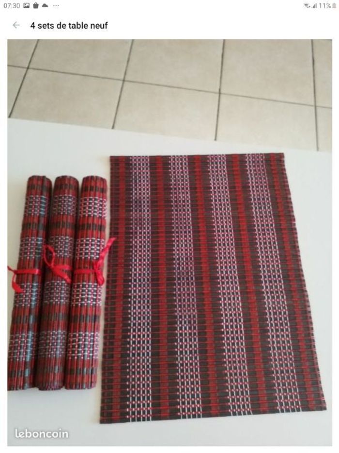 Lot de 4 sets table neuf