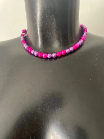 Collier rose et violet, ses mains taille unique