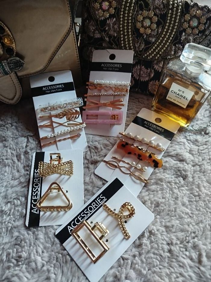 Lot 17 pinces cheveux Accessoires Neuve
