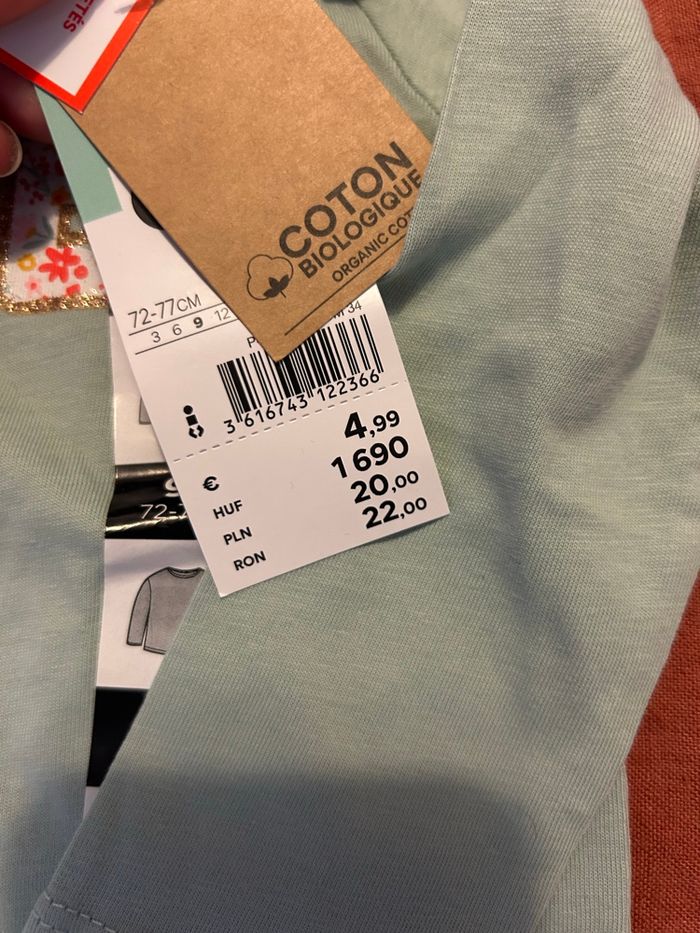 Lot x2 t-shirts neuf - photo numéro 8