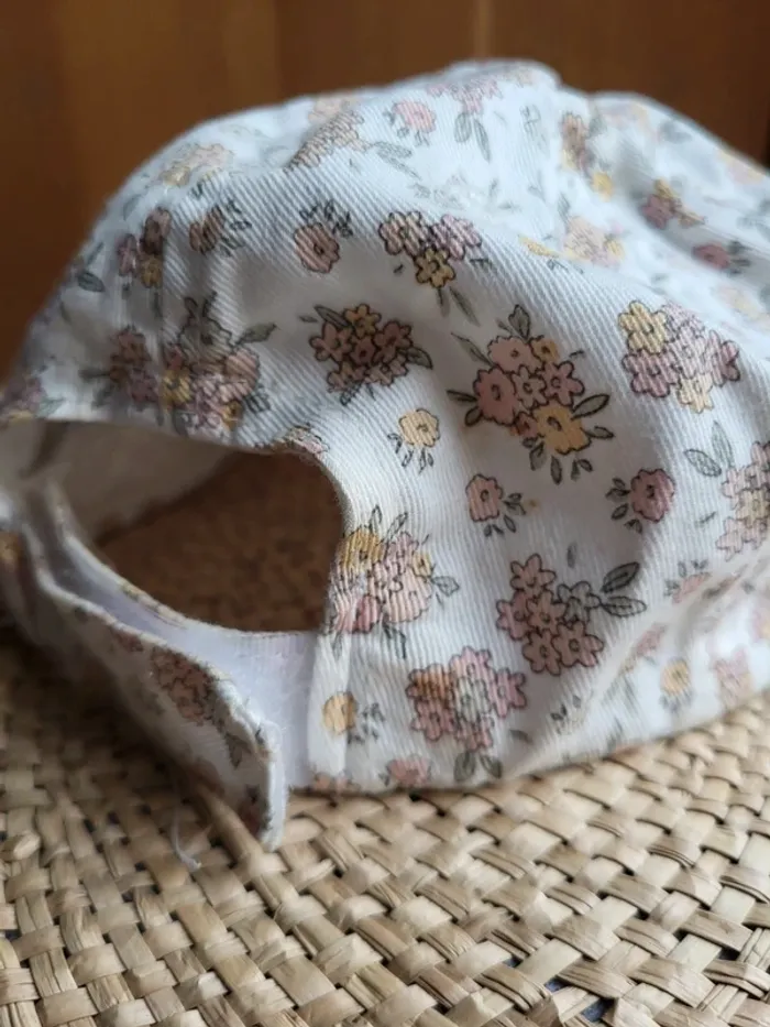 Casquette fleurie broderie Minnie Mouse Disney - photo numéro 5