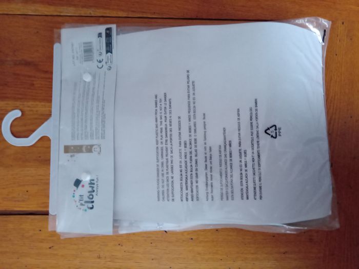 Déguisement Princesse neuf 3-4 ans - photo numéro 2