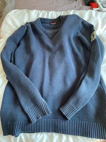 Pull Chevignon taille M vaut un L
