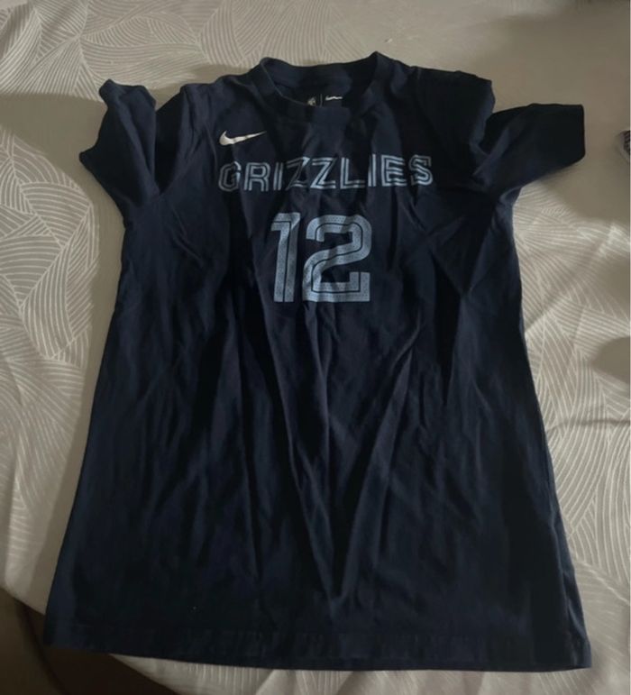 Teeshirt Nike taille M enfant