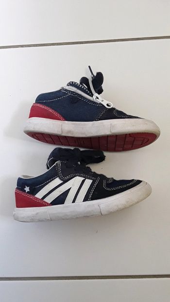 Baskets vertbaudet 25