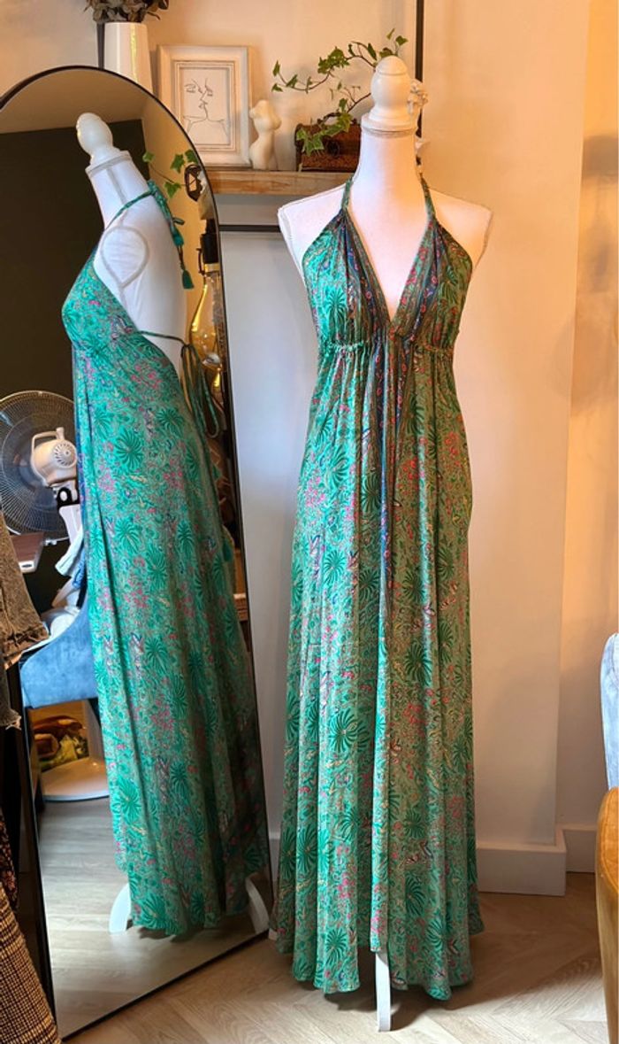 Robe longue imprimé fleuri, dos nu, en soie taille U - photo numéro 3