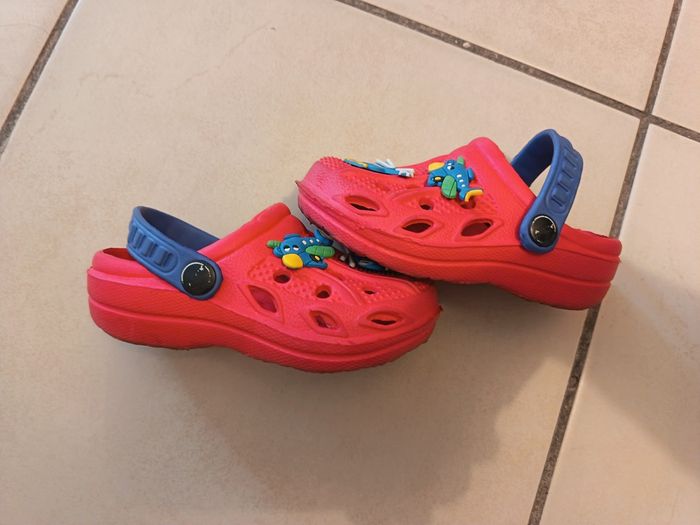 Crocs rouge hélicoptères T24 - photo numéro 5