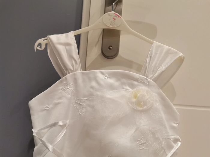 Robe de cérémonie Blanche avec papillon - photo numéro 6