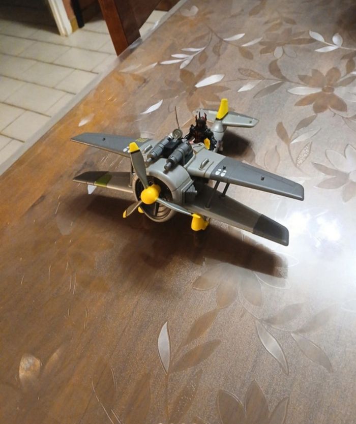 Avion X-4 Aquilon Fortnite - photo numéro 2