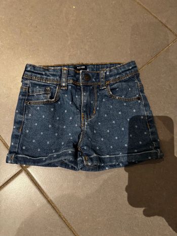 Short / Bermuda en jean - Kiabi - Étoiles - Bleu marine & blanc - 6 ans